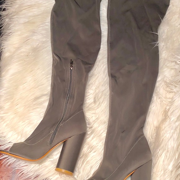 Knee high boots - Picture 2 of 2